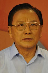 康有为（薛中锐饰演）