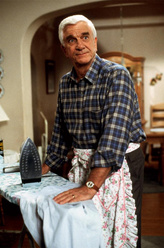 莱斯利·尼尔森剧照