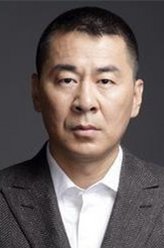 苏晓聪（陈建斌饰演）