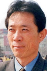 黄精一剧照