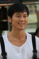 李保全（李晨饰演）