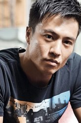 练哥（安志杰饰演）