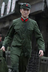 牛成国（任东霖饰演）