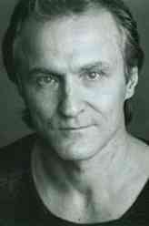 大卫·帕特里克·凯利（大卫·帕特里克·凯利饰演）