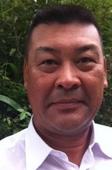 任宝天（侯传杲饰演）