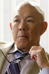 Lt. Mike Tao（迈克尔·保罗·陈饰演）