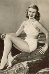 琼·考尔菲尔德（琼·考尔菲尔德饰演）