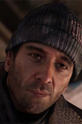 Chehlaoui（多米尼克·古尔德饰演）