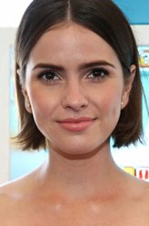 雪莱·亨尼格（雪莱·亨尼格饰演）