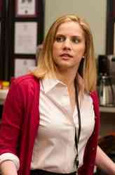 安娜·克鲁姆斯基剧照