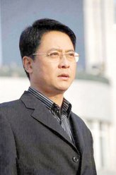 傅吉兆（李威饰演）