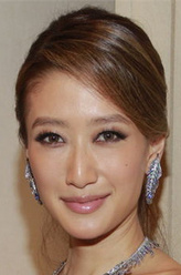 曹敏儿（谢婷婷饰演）