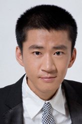 徐虎（李嘉明饰演）