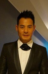 高继安（黄智贤饰演）
