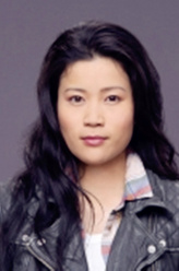 哈比·奎恩（佳德恩·王饰演）