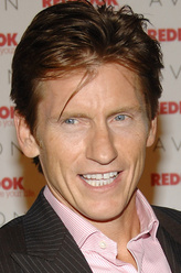 丹尼斯·利瑞剧照