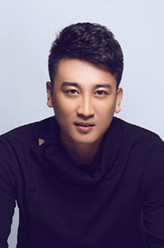 阿觉(吉塘活佛)（刘博皓饰演）