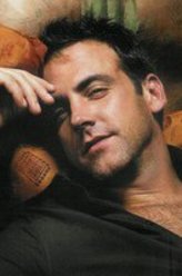 Matthew Wright（卡洛斯·庞丝饰演）