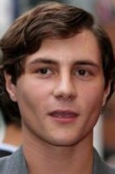 奥古斯图斯·珀如剧照