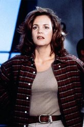 康斯坦斯（玛格丽特·柯林饰演）