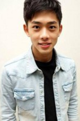 沈沐泽（郑暐达饰演）