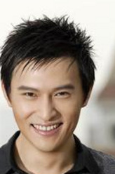 白小年（胡海峰饰演）