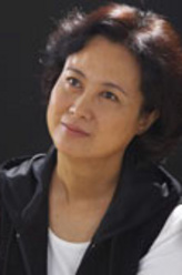 李梅（柏寒饰演）