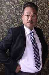 董建光（刘交心饰演）