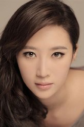 谢若冰（赵子惠饰演）