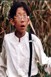 佟乐（张一山饰演）