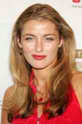 路易丝·隆巴德剧照