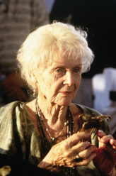 罗丝·迪威特·布克（老年）（格劳瑞亚·斯图尔特饰演）