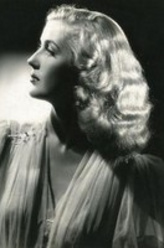 安妮塔·露易丝剧照