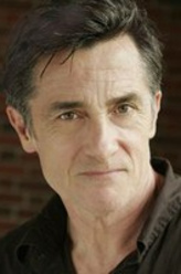 罗杰·里斯剧照