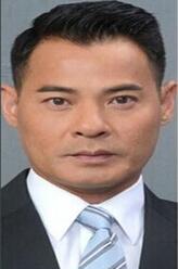 范智毅（黄智贤饰演）