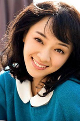 新月（薛薇饰演）