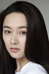 白洁（舒砚饰演）