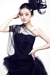 虫虫（赵丽颖饰演）