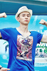 王书维（张轩睿饰演）