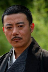 卢映（卢映饰演）