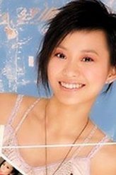 公园少女（杨爱瑾饰演）