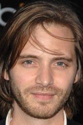 亚伦·斯坦福（亚伦·斯坦福饰演）