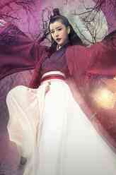 宇多田无关心（白纬芬饰演）