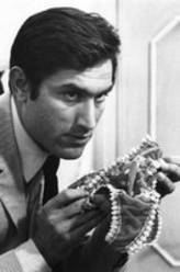 南多·布赞卡（南多·布赞卡饰演）