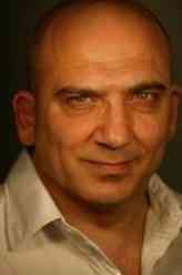 约翰尼·科瓦内（约翰尼·科瓦内饰演）