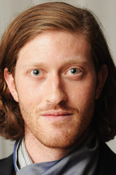 Lt. John Simcoe（萨缪尔·劳金饰演）