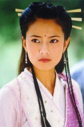 周芷若（高圆圆饰演）