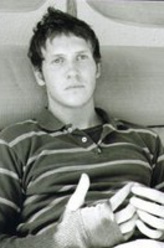 凯尔·戴维斯剧照