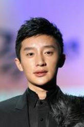 韩笑（侯俊丞饰演）