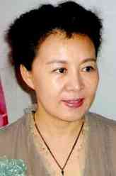 受理员（郭亚菲饰演）